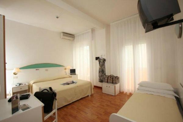Hotel Villa Gioiosa Lido di Jesolo Exterior foto